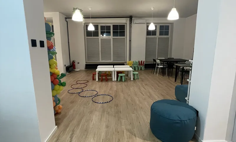 CENT Education enterijer